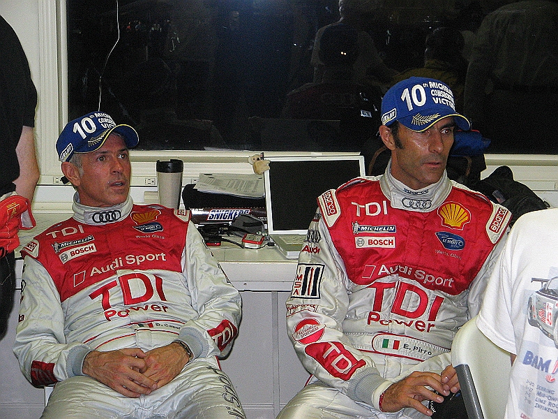 IMG_3378.jpg - Capello and Pirro, minding my stuff while I'm shooting.
